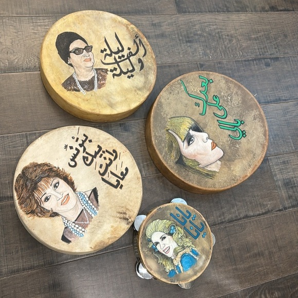 Custom made hand painted daF MUSICAL INSTRUMENT - Picture 11 of 16